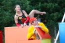 dancing color box 36 * 4368 x 2912 * (4.84MB)